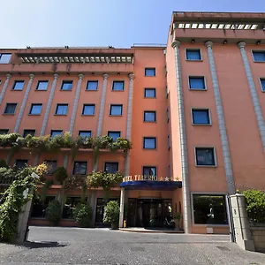 Grand Tiberio Hotell