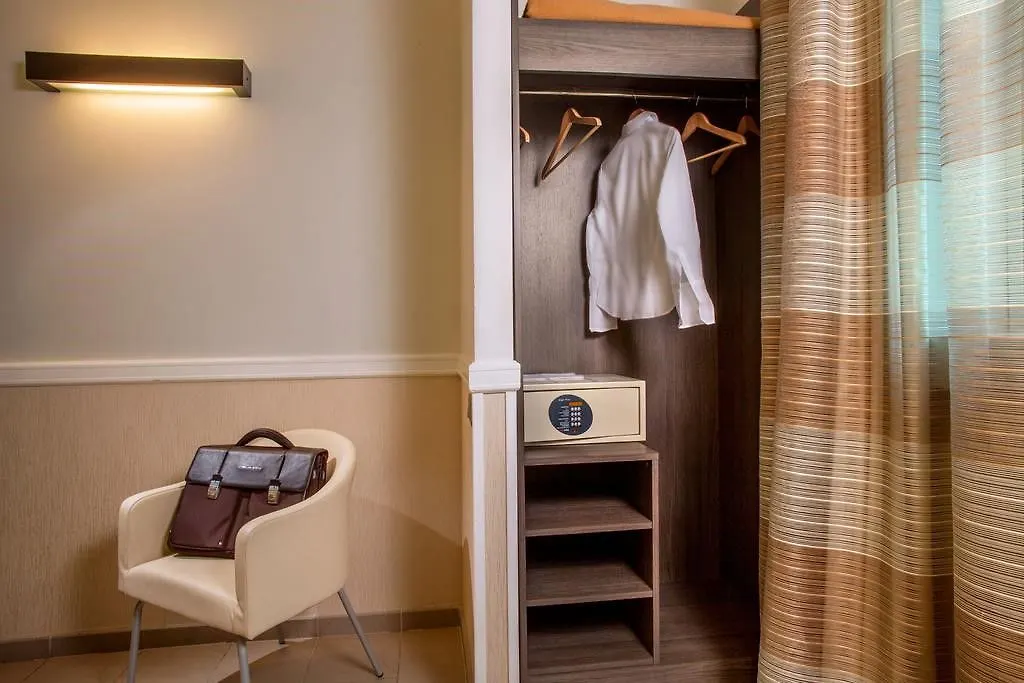 Hotel Artis Rome