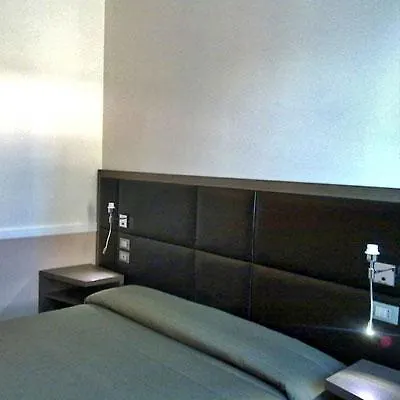 Hotel Artis Rome